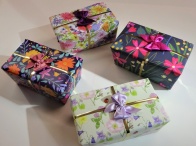 Ballotin Box (Floral Gift Wrap) with 16 Chosen Chocolates 225g
