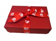 Red Rigid Box with 6 Assorted Chocolates 85g
